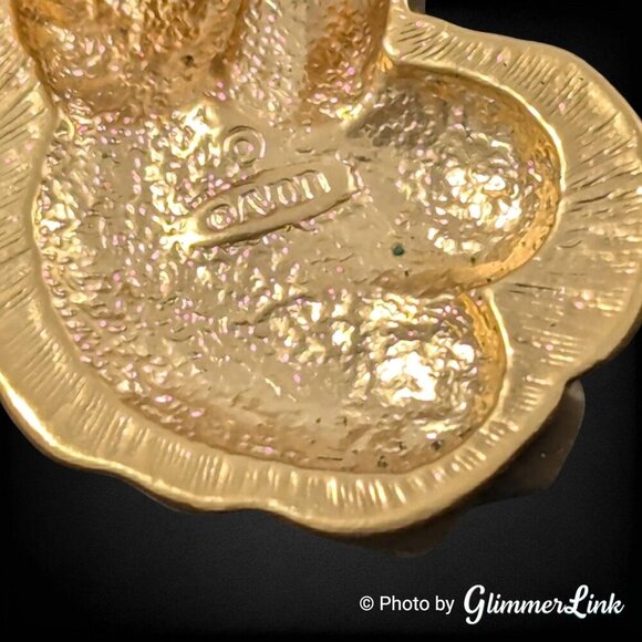 Vintage 90s Avon Madonna & Child Green Enamel Religious Gold Tone Pin - Picture 6 of 7